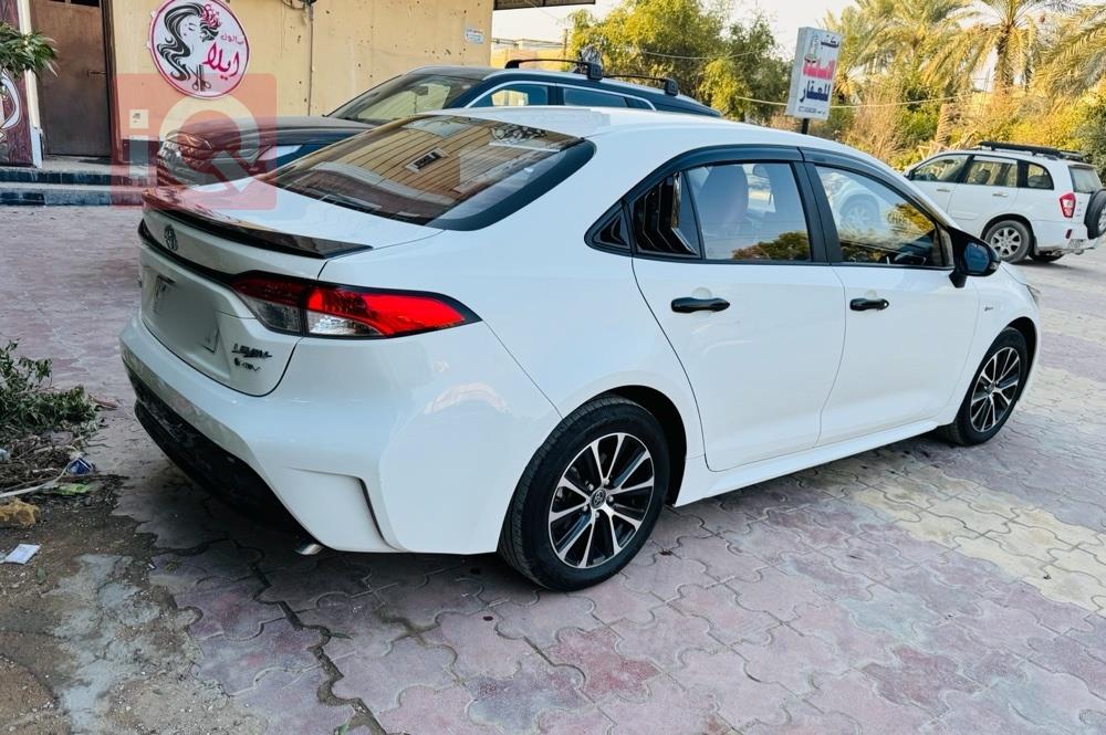 تۆیۆتا کۆرۆلا